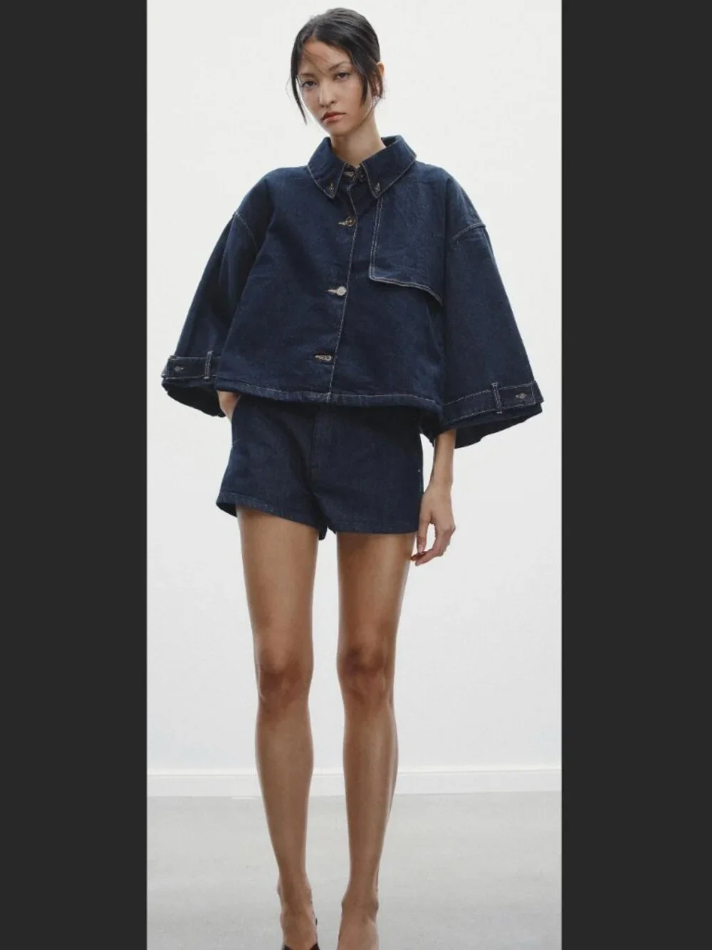 Cape-like denim jacket - Picture 1 of 13